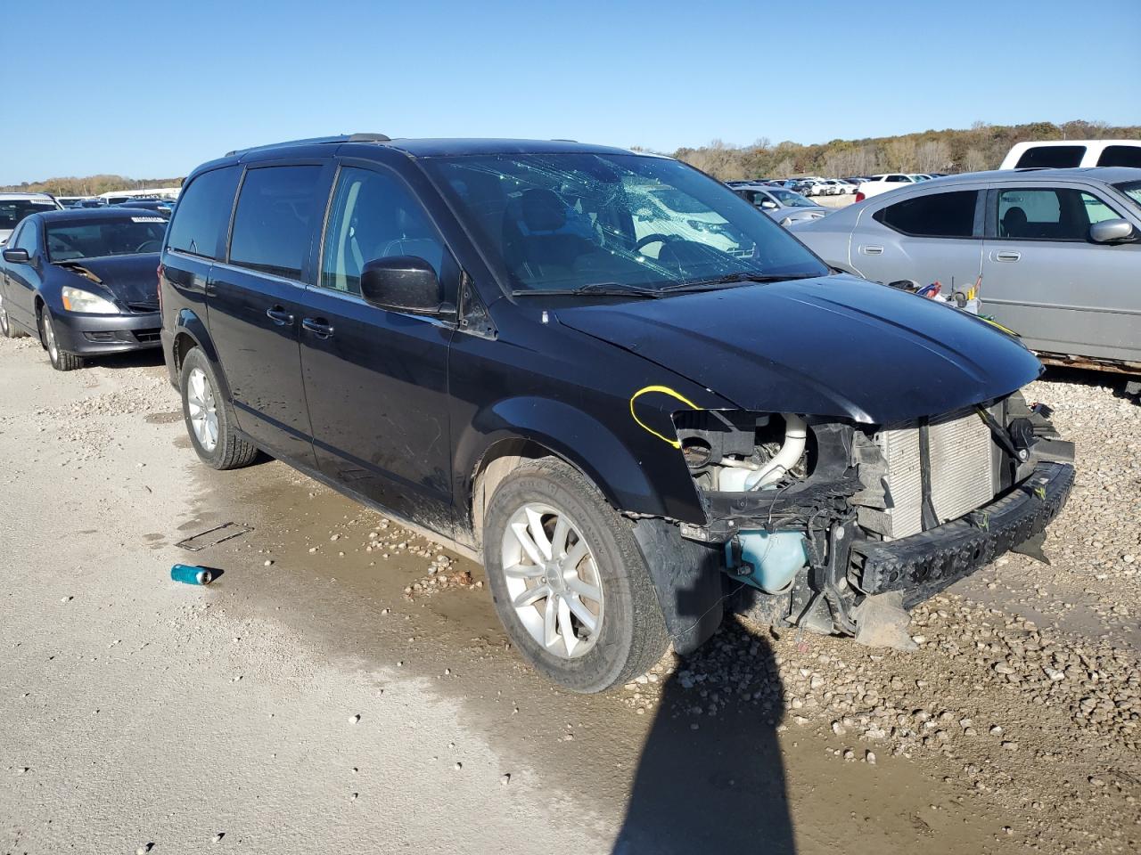 2019 Dodge Caravan - Image 4