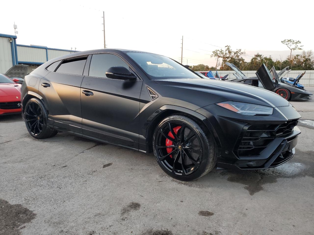 2019 Lamborghini Urus - Image 4
