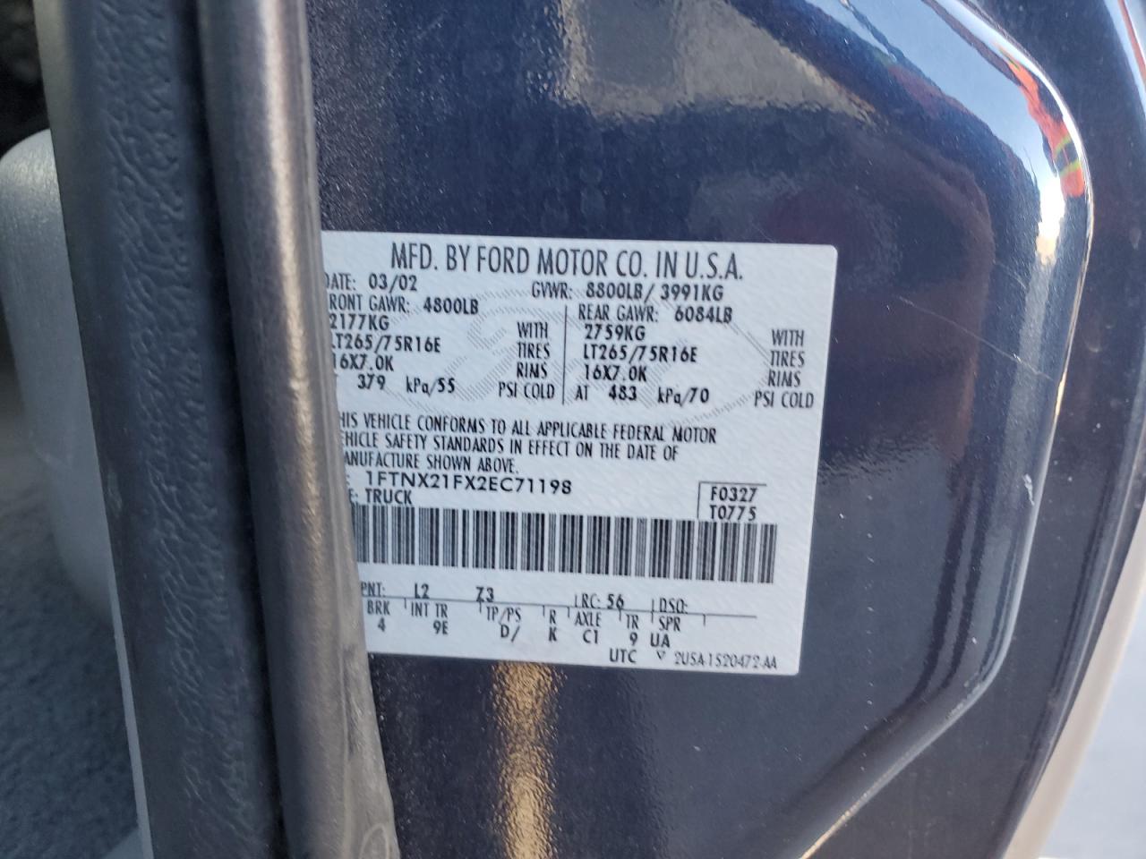2002 Ford F250 - Image 12
