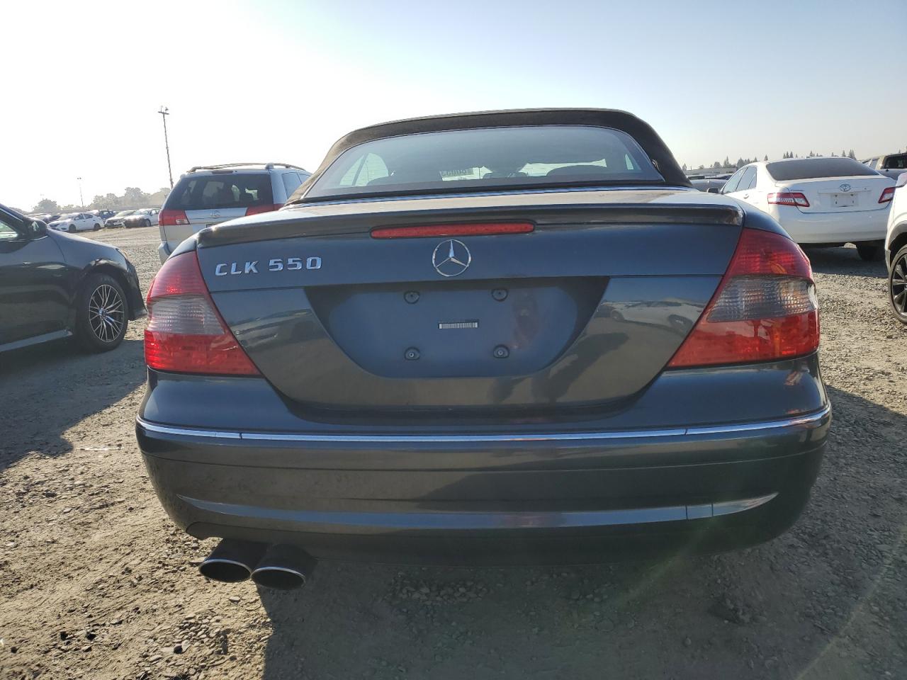 2008 Mercedes-Benz Clk 550 VIN: WDBTK72F08T098103 Lot: 80053444