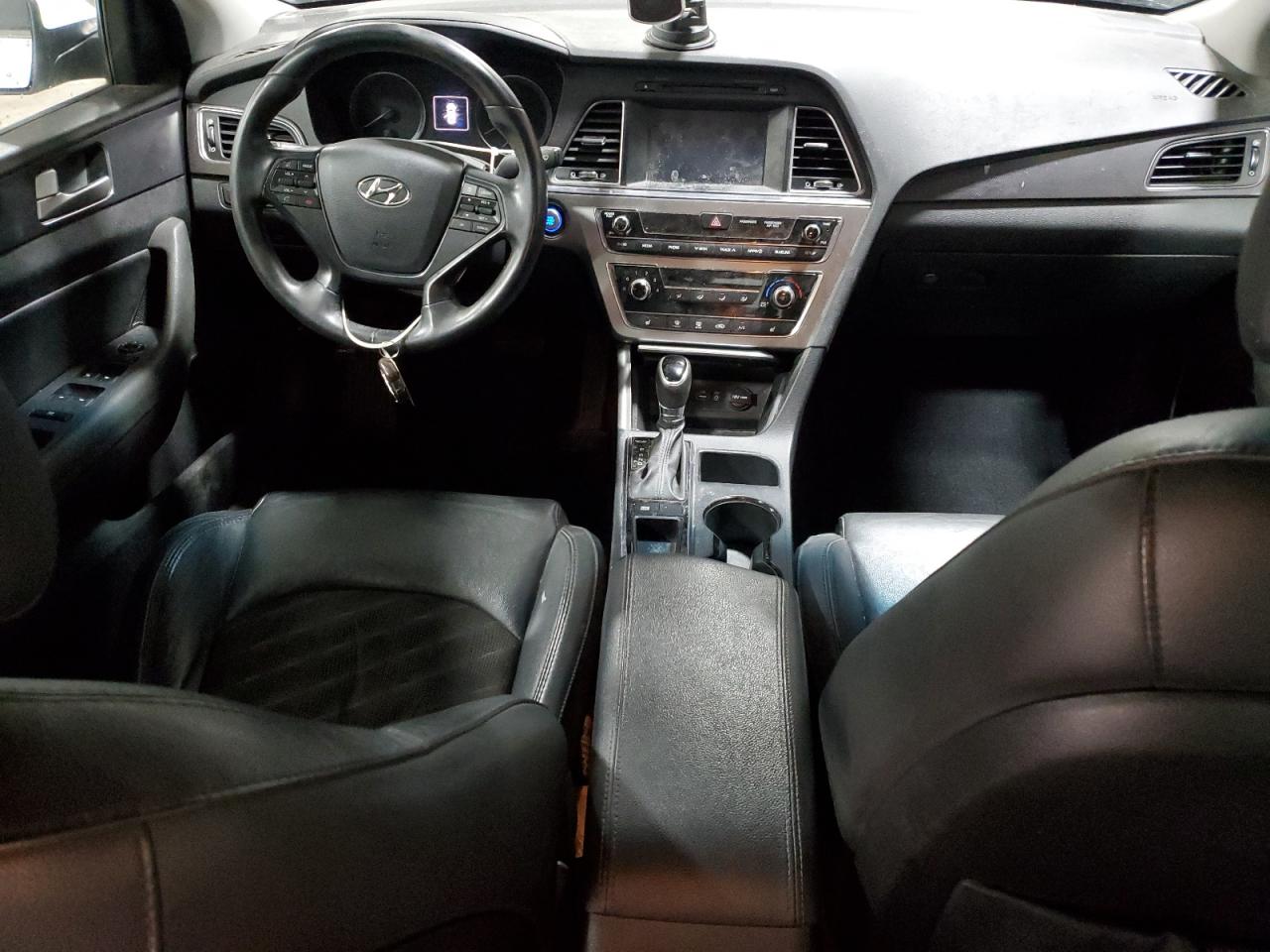 2017 Hyundai Sonata - Image 8