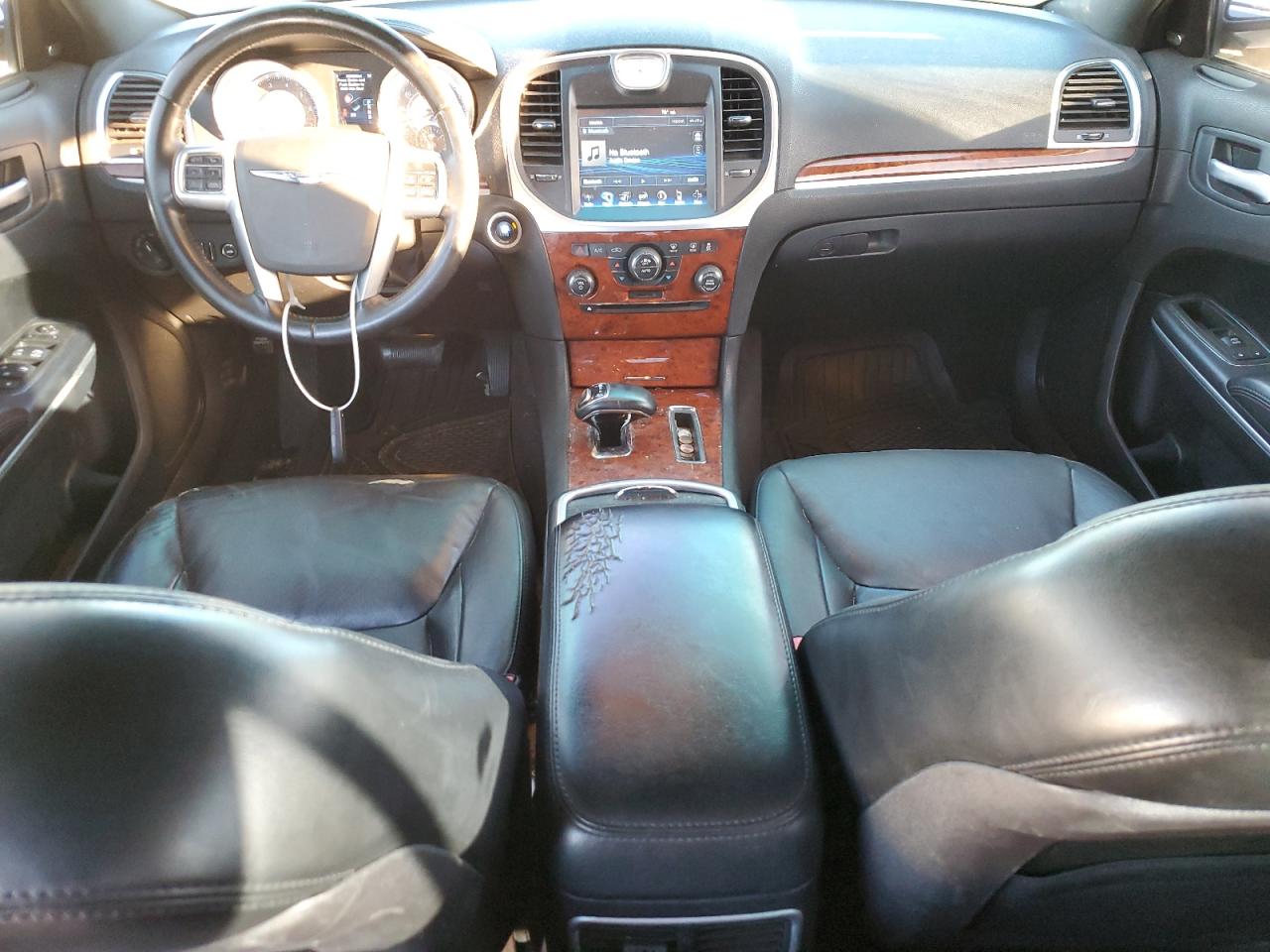 2012 Chrysler 300 - Image 8