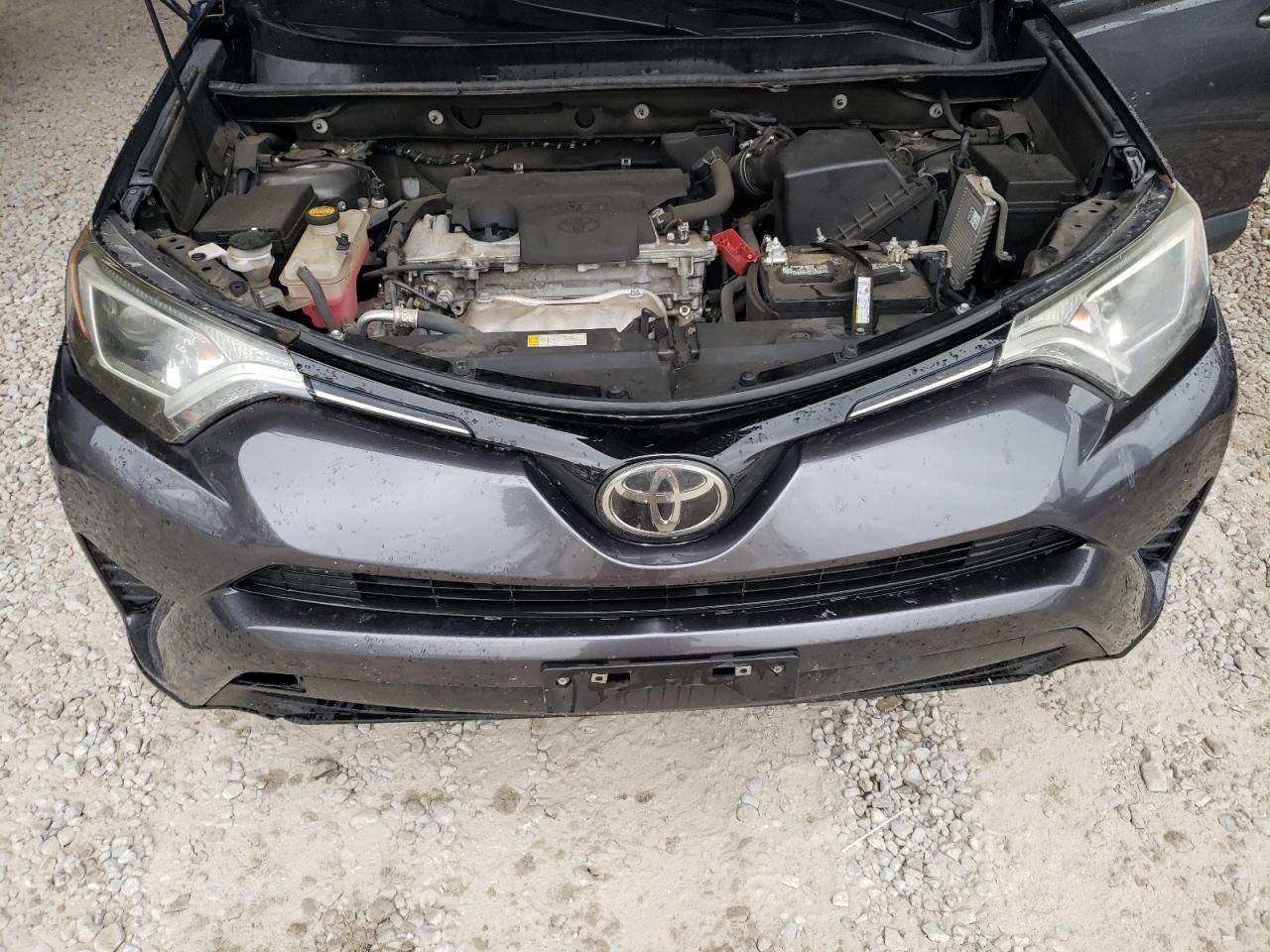 2018 Toyota RAV 4 - Image 12