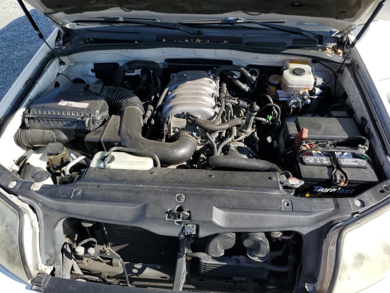 2004 Toyota 4Runner - Image 12