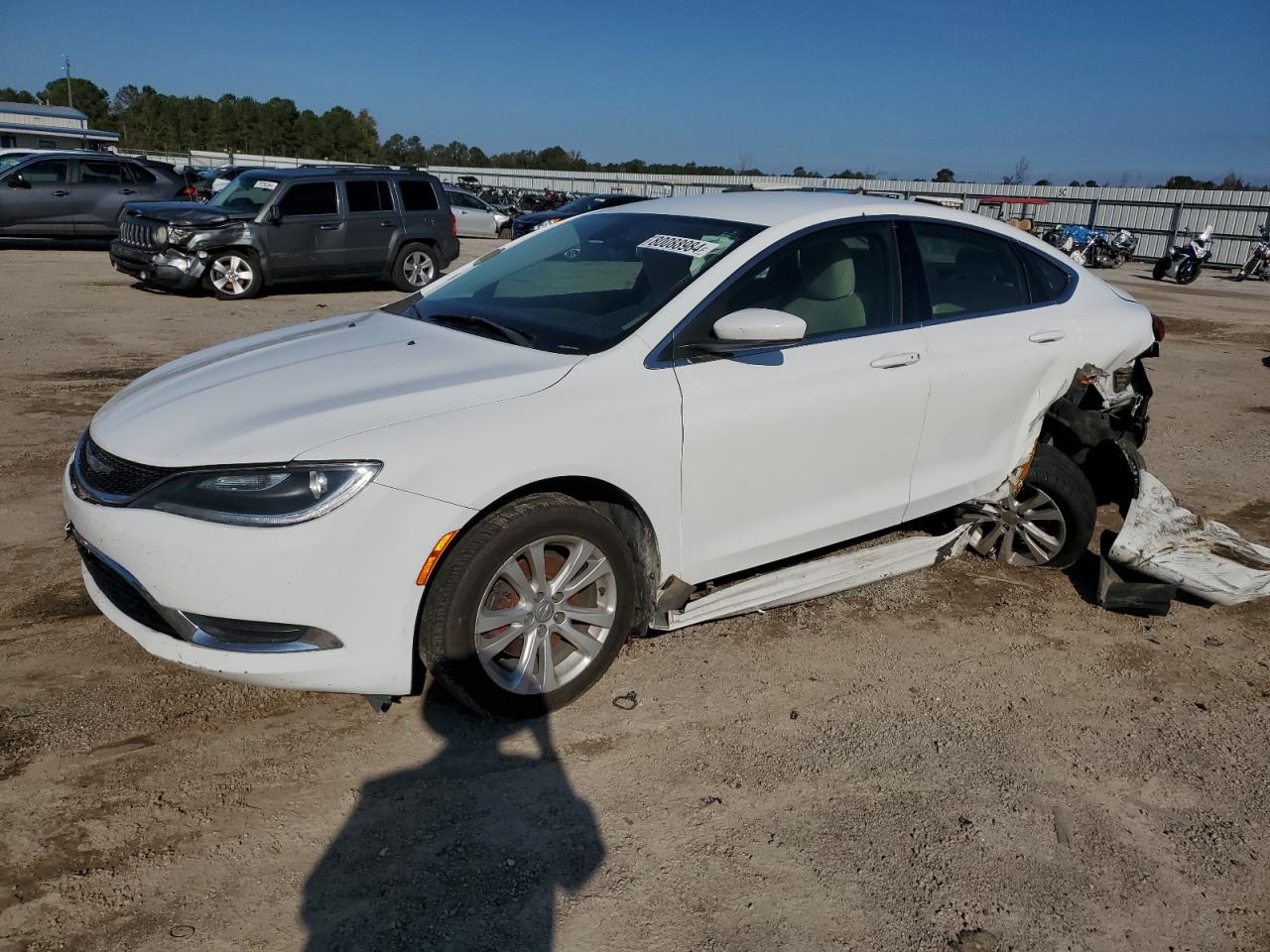 VIN 1C3CCCAB2FN723645 2015 CHRYSLER 200 no.1