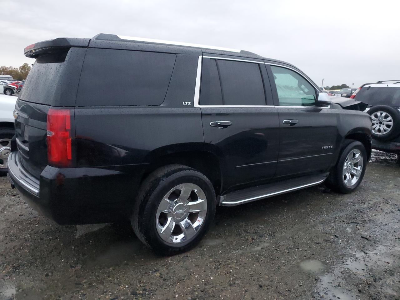 2015 Chevrolet Tahoe - Image 3