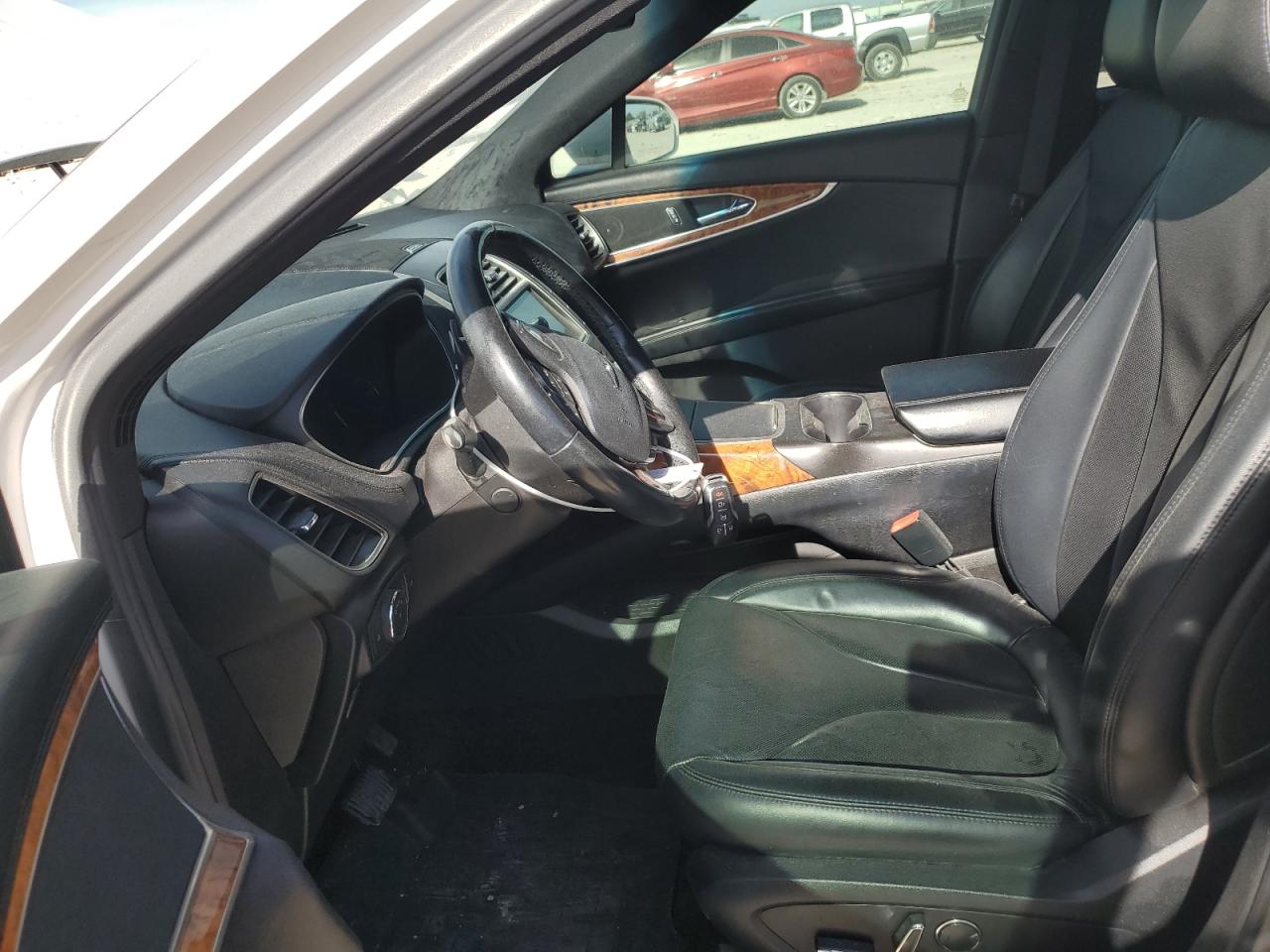 2017 Lincoln Mkx Reserve VIN: 2LMPJ6LP4HBL51317 Lot: 82555144