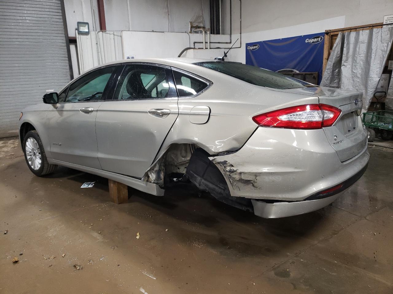 2016 Ford Fusion - Image 2