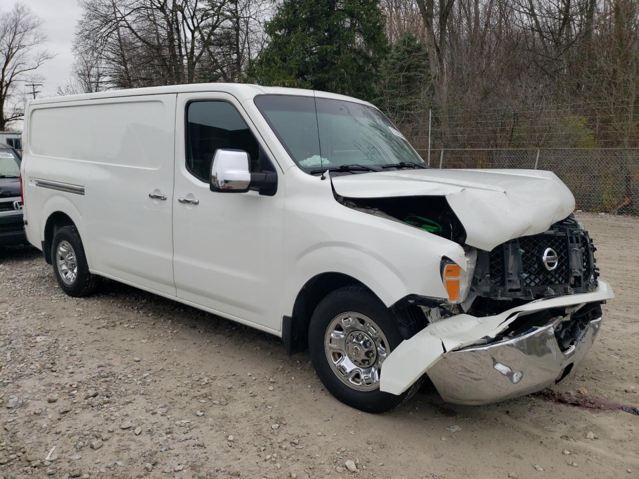 2014 Nissan NV - Image 4