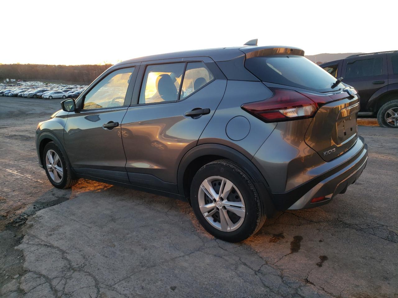 2021 Nissan Kicks - Image 2
