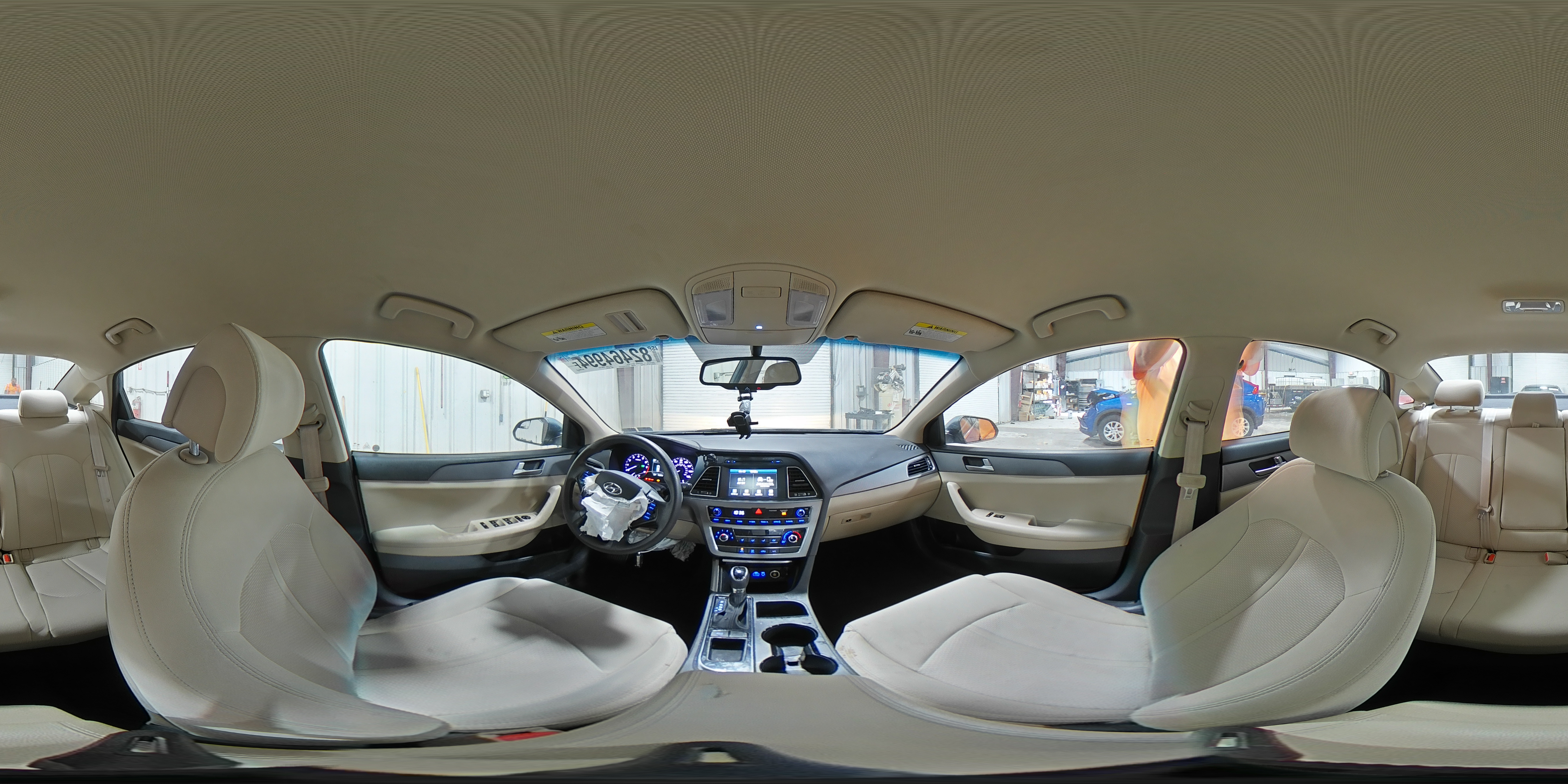 2016 Hyundai Sonata - Image 13
