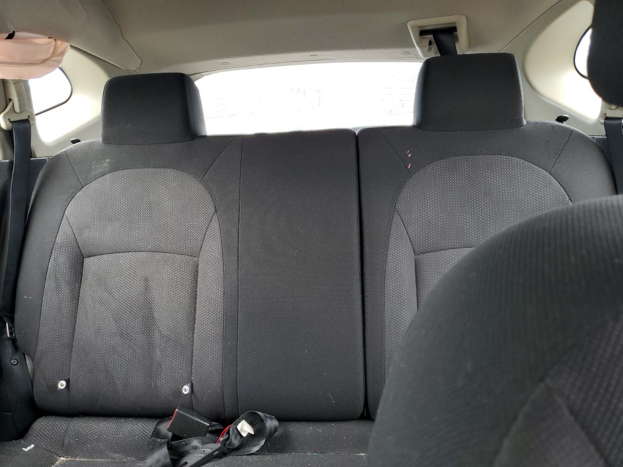 2011 Nissan Rogue - Image 10