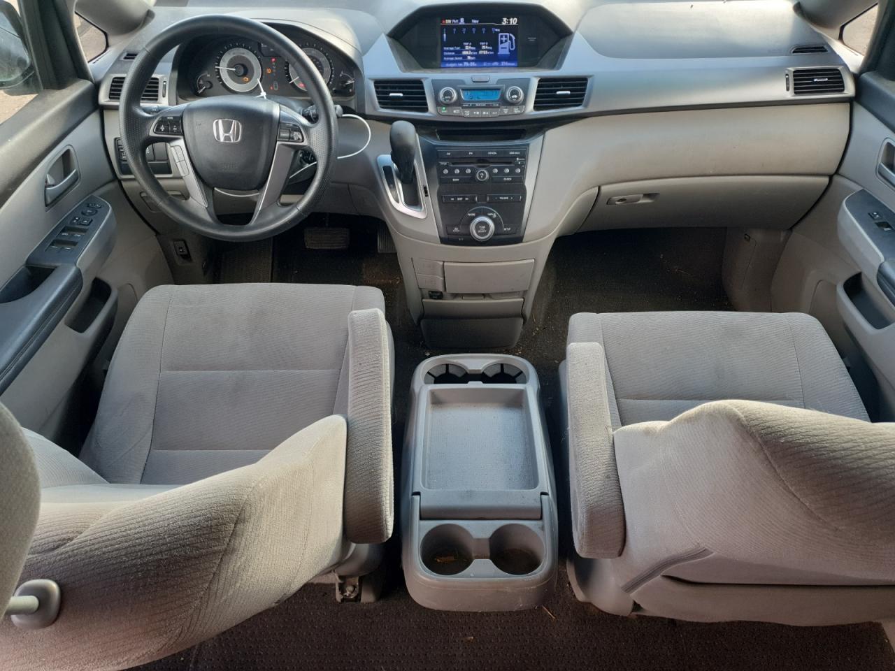 2012 Honda Odyssey - Image 8