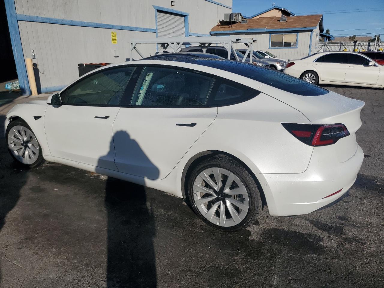 VIN 5YJ3E1EA8NF368442 2022 TESLA MODEL 3 no.2