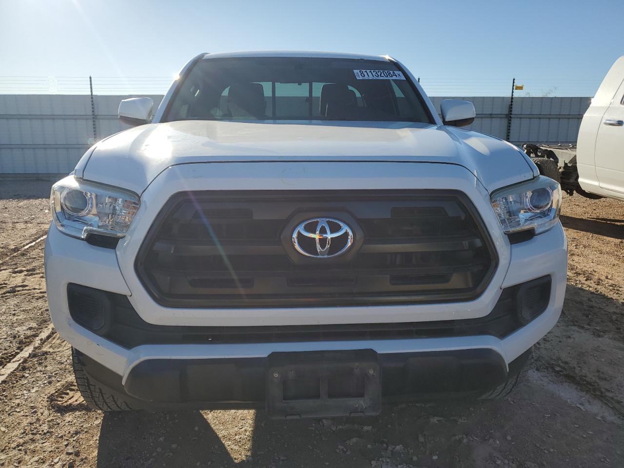 2017 Toyota Tacoma Access Cab VIN: 5TFRX5GN6HX081882 Lot: 81132084