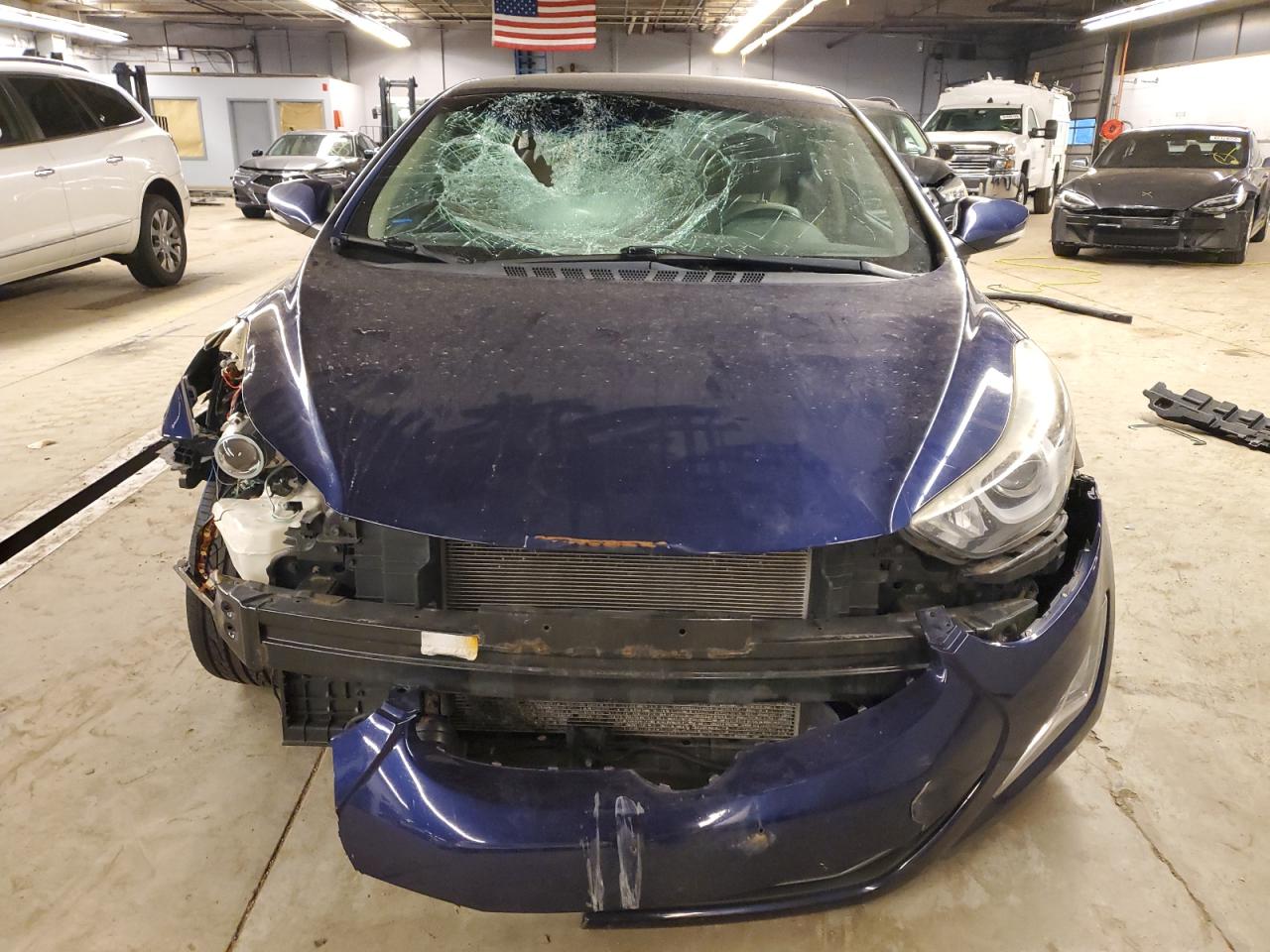 2014 Hyundai Elantra - Image 5