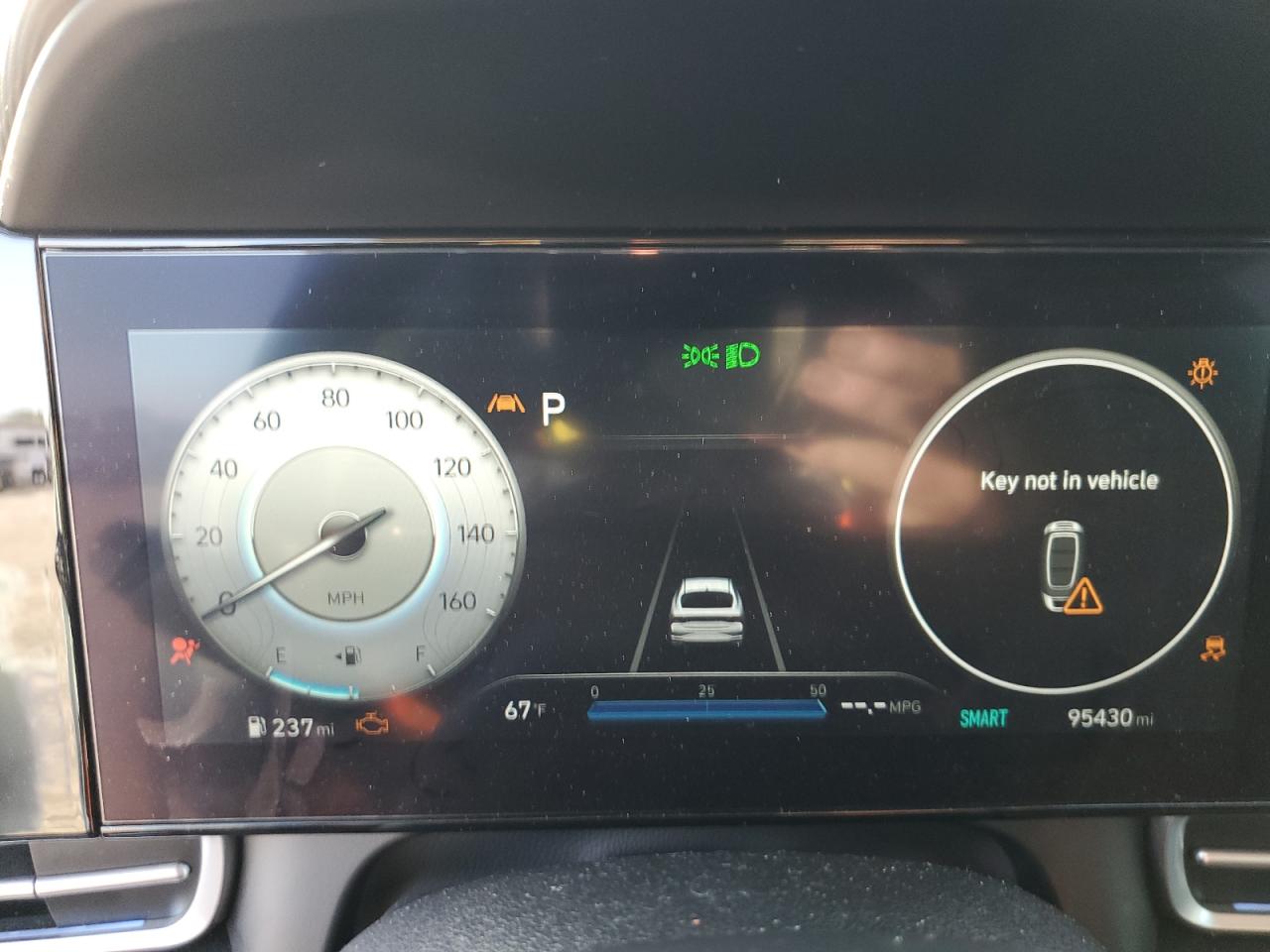 2021 Hyundai Elantra - Image 9