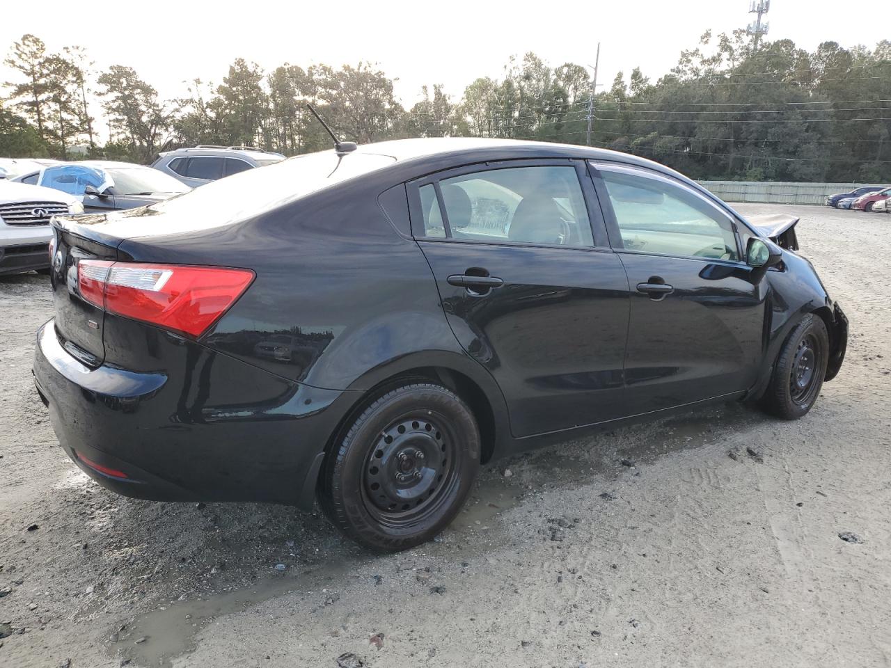 2015 Kia Rio - Image 3
