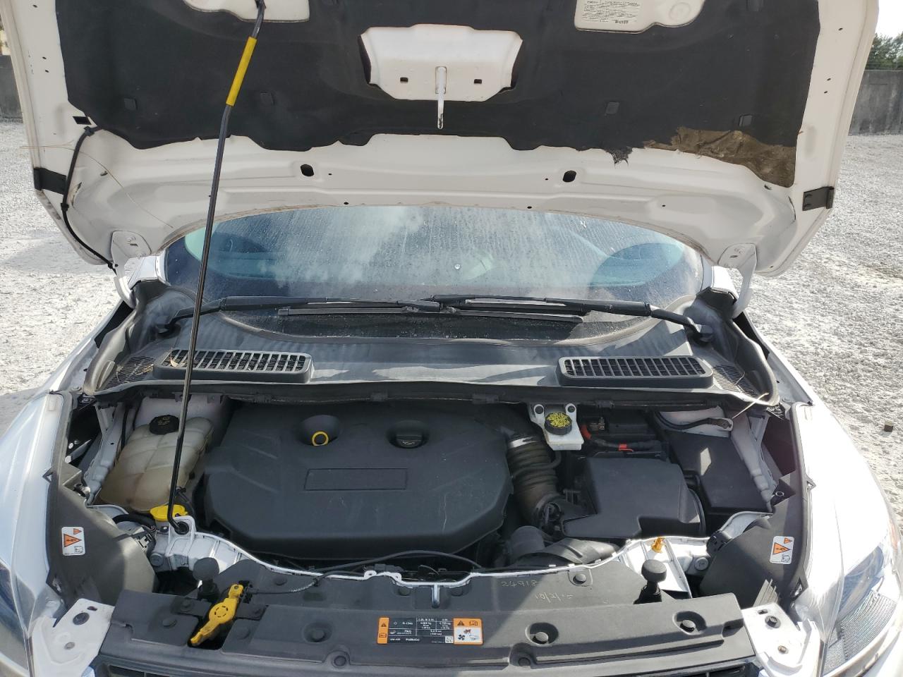 2016 Ford Escape - Image 11