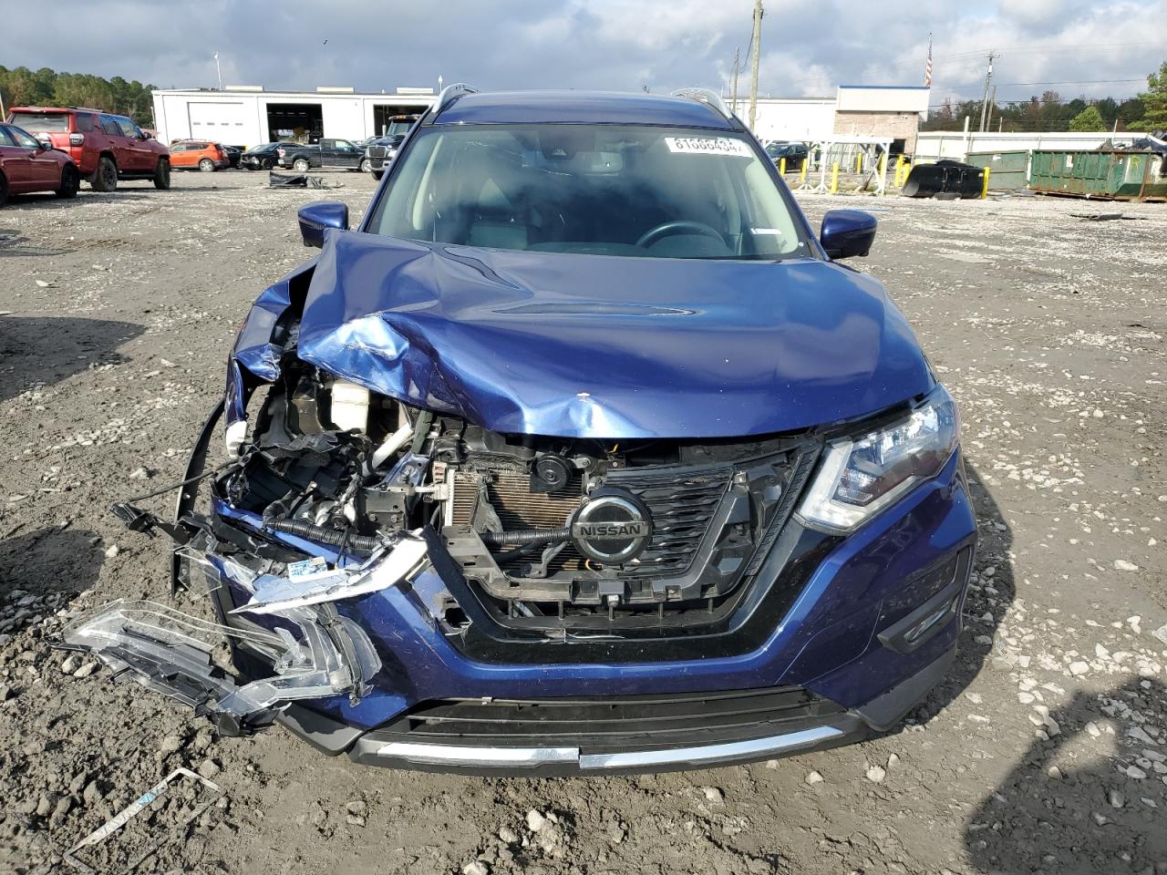 2018 Nissan Rogue - Image 5