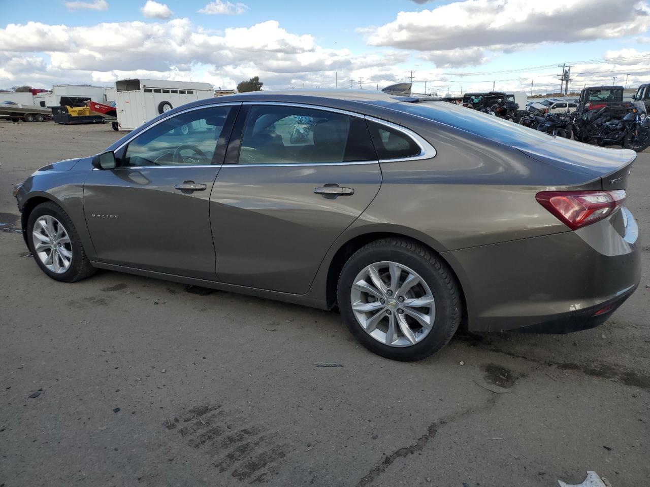 2020 Chevrolet Malibu - Image 2