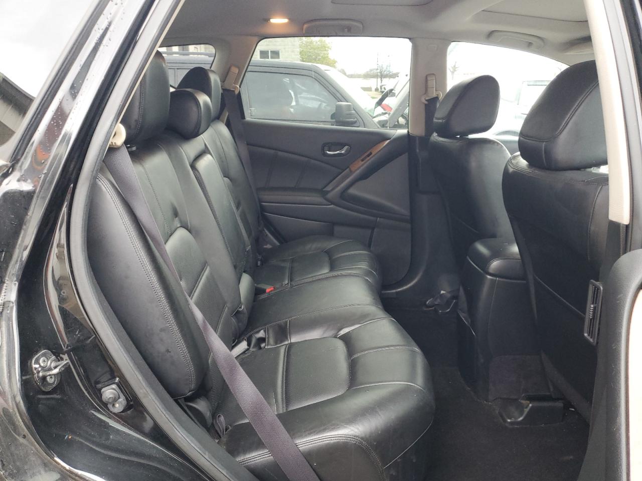 2011 Nissan Murano - Image 11