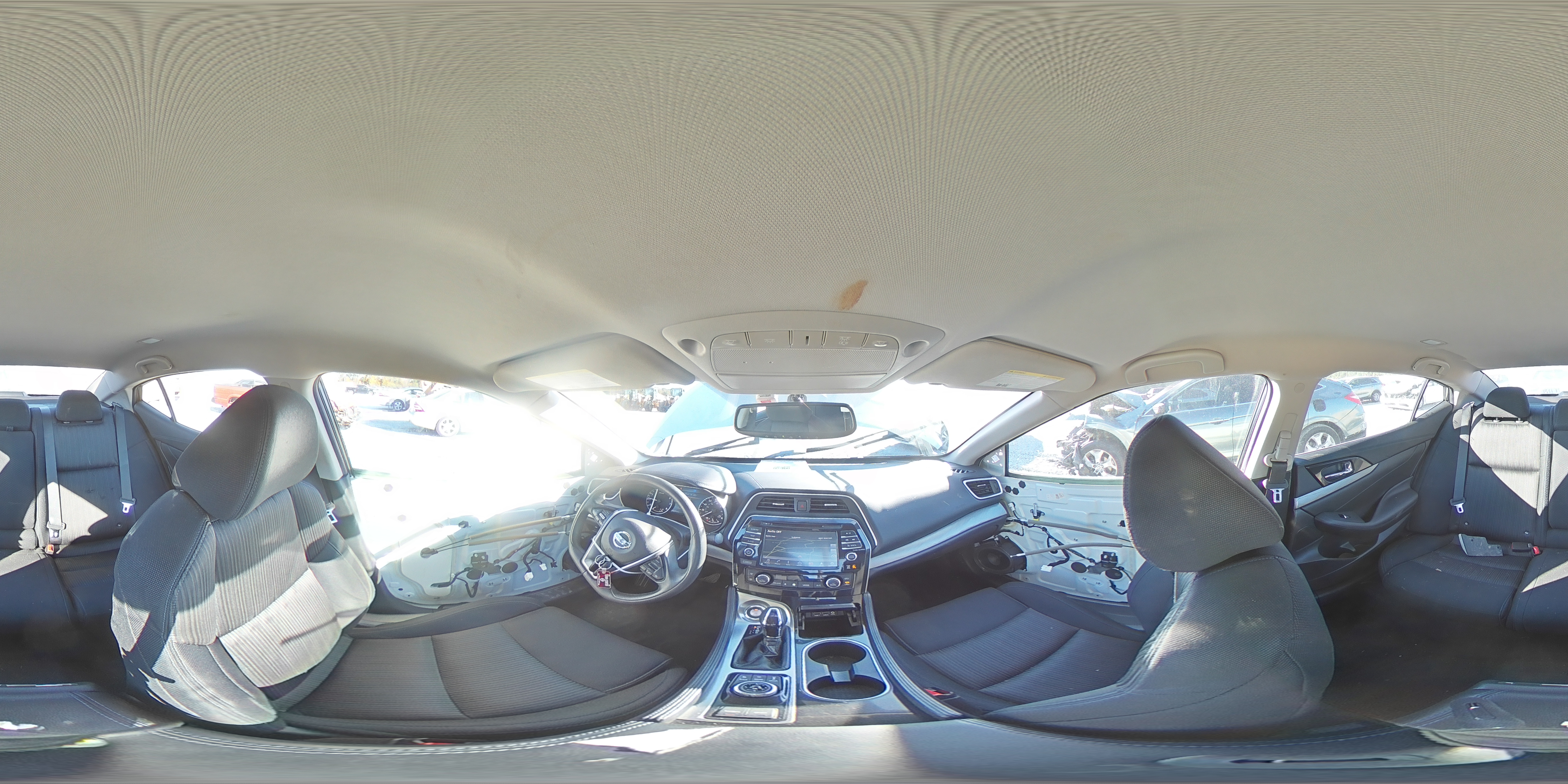 2018 Nissan Maxima - Image 15