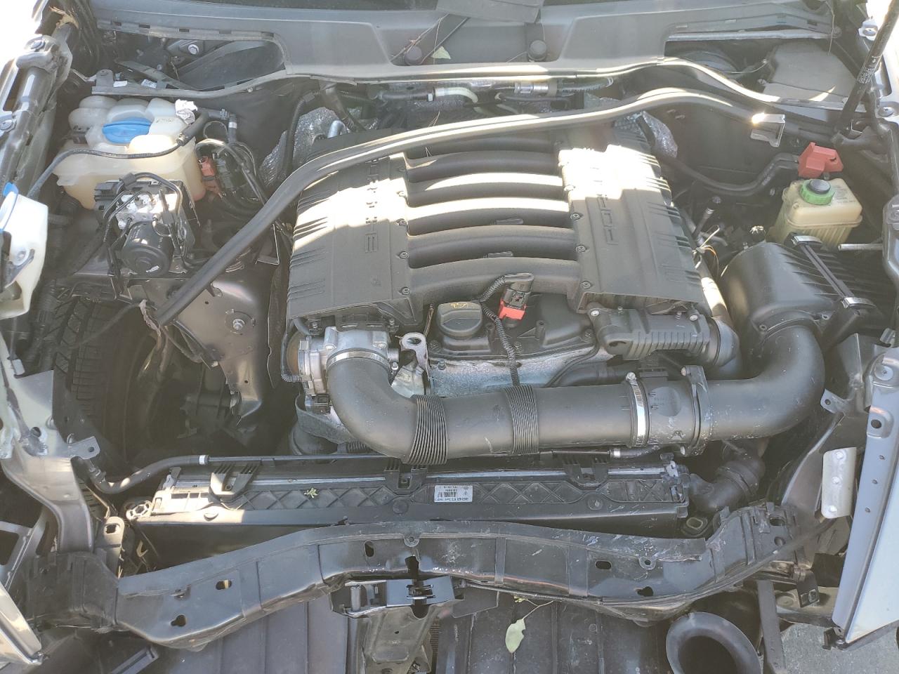 2012 Porsche Cayenne VIN: WP1AA2A22CLA10009 Lot: 81610134