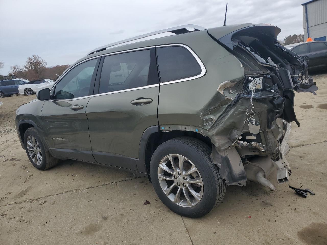 2019 Jeep Grand Cherokee - Image 2