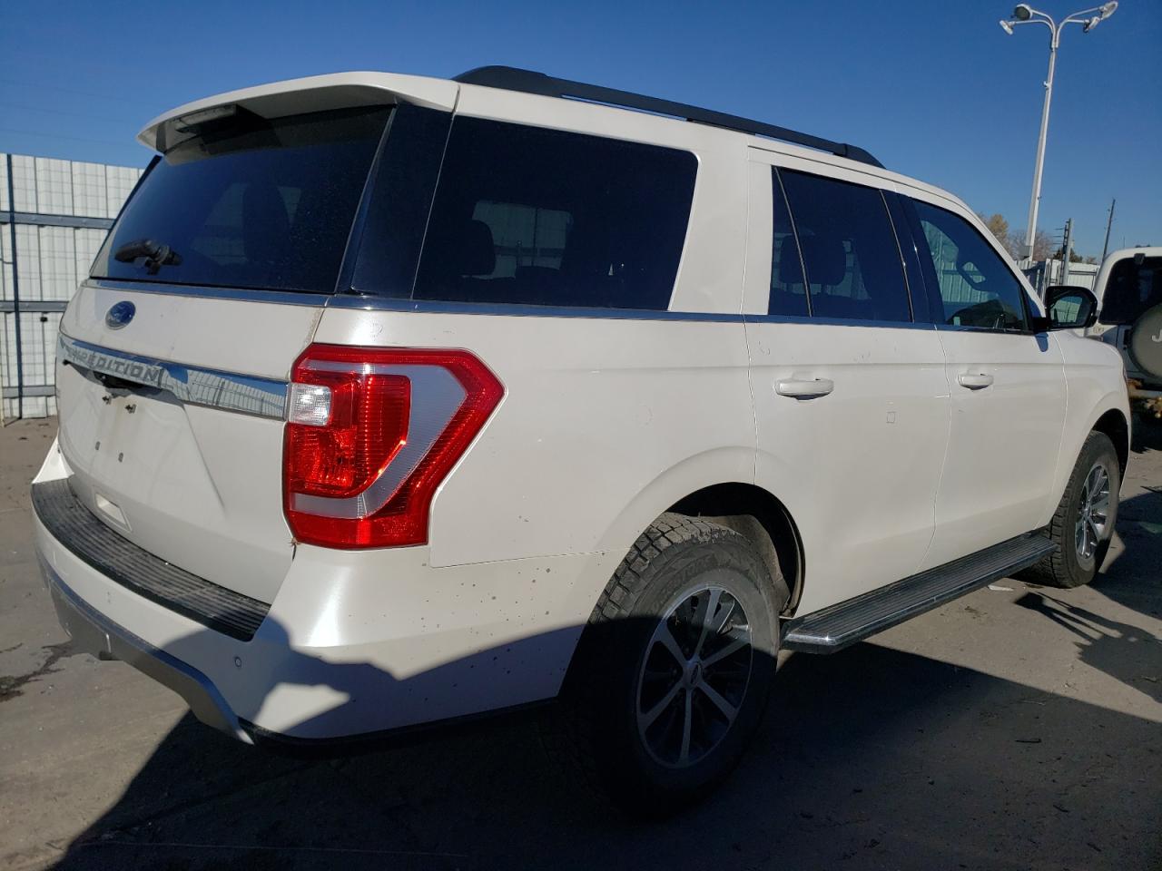 2018 Ford Expedition - Image 3