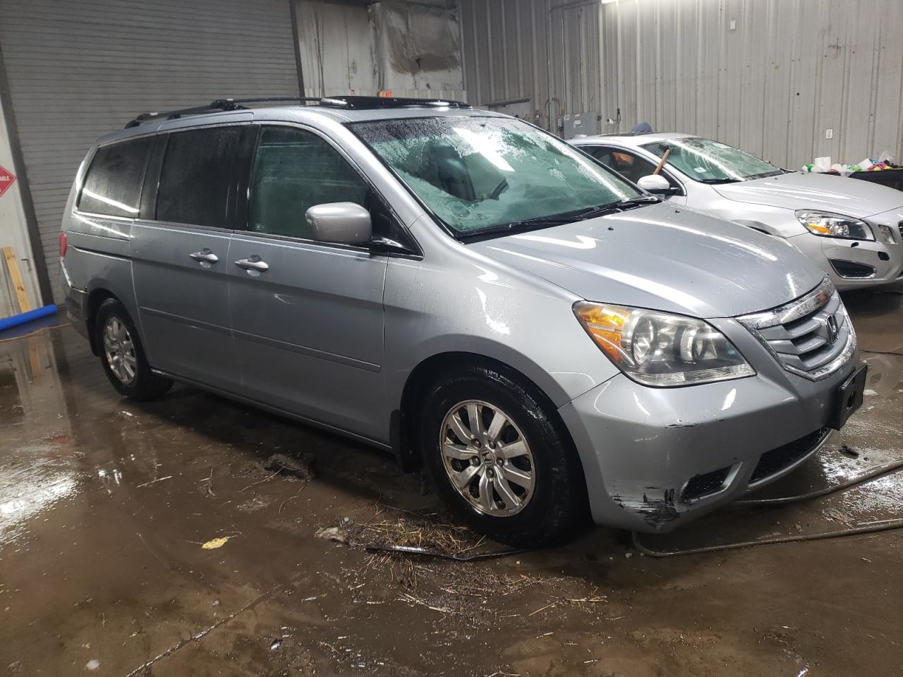 2010 Honda Odyssey - Image 4