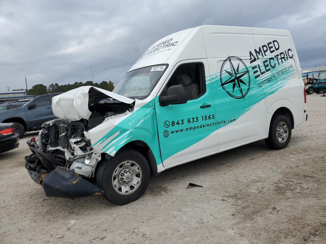 1N6BF0LY9JN800600 NISSAN NV Photo 1
