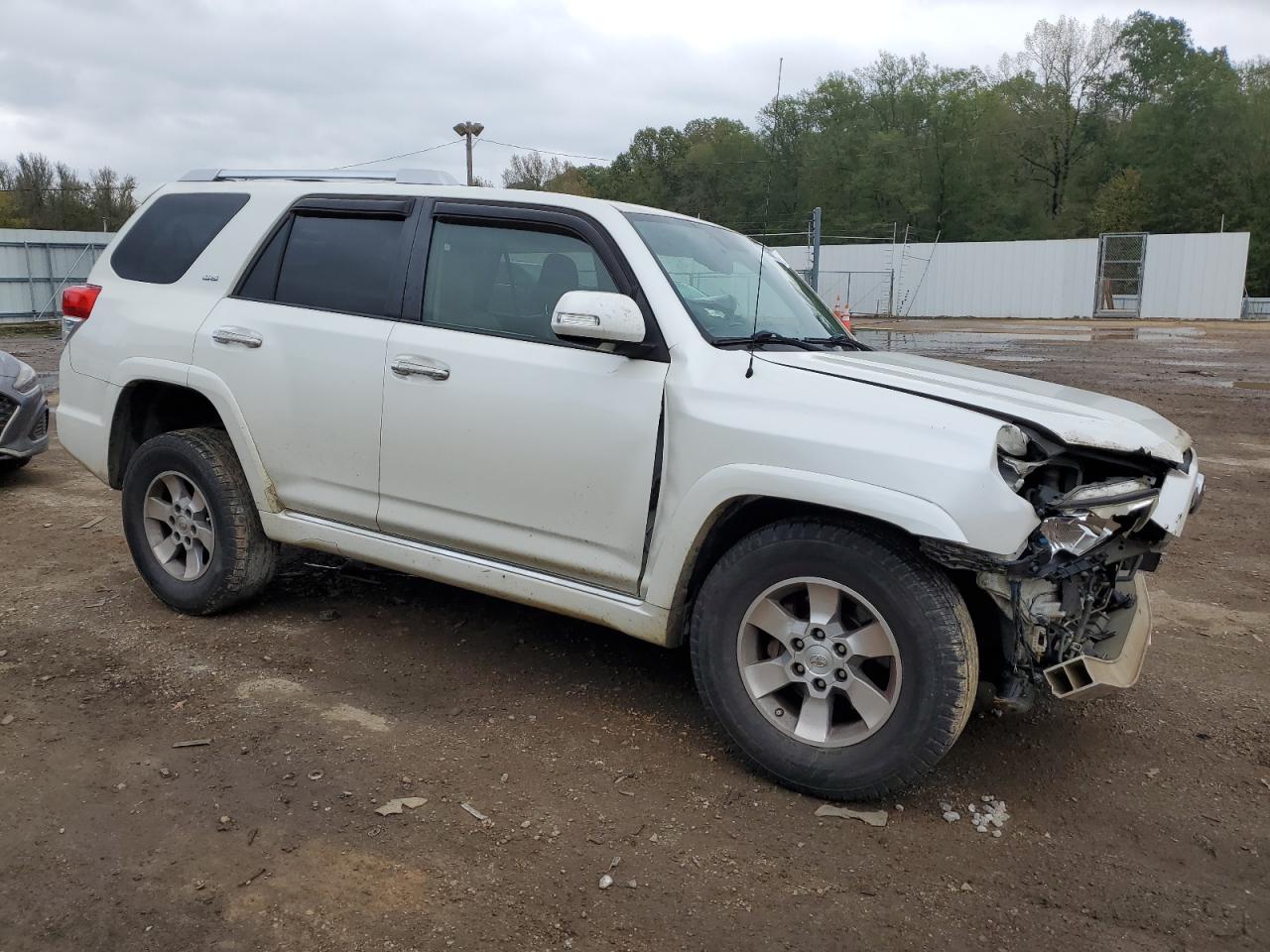 2010 Toyota 4Runner - Image 4