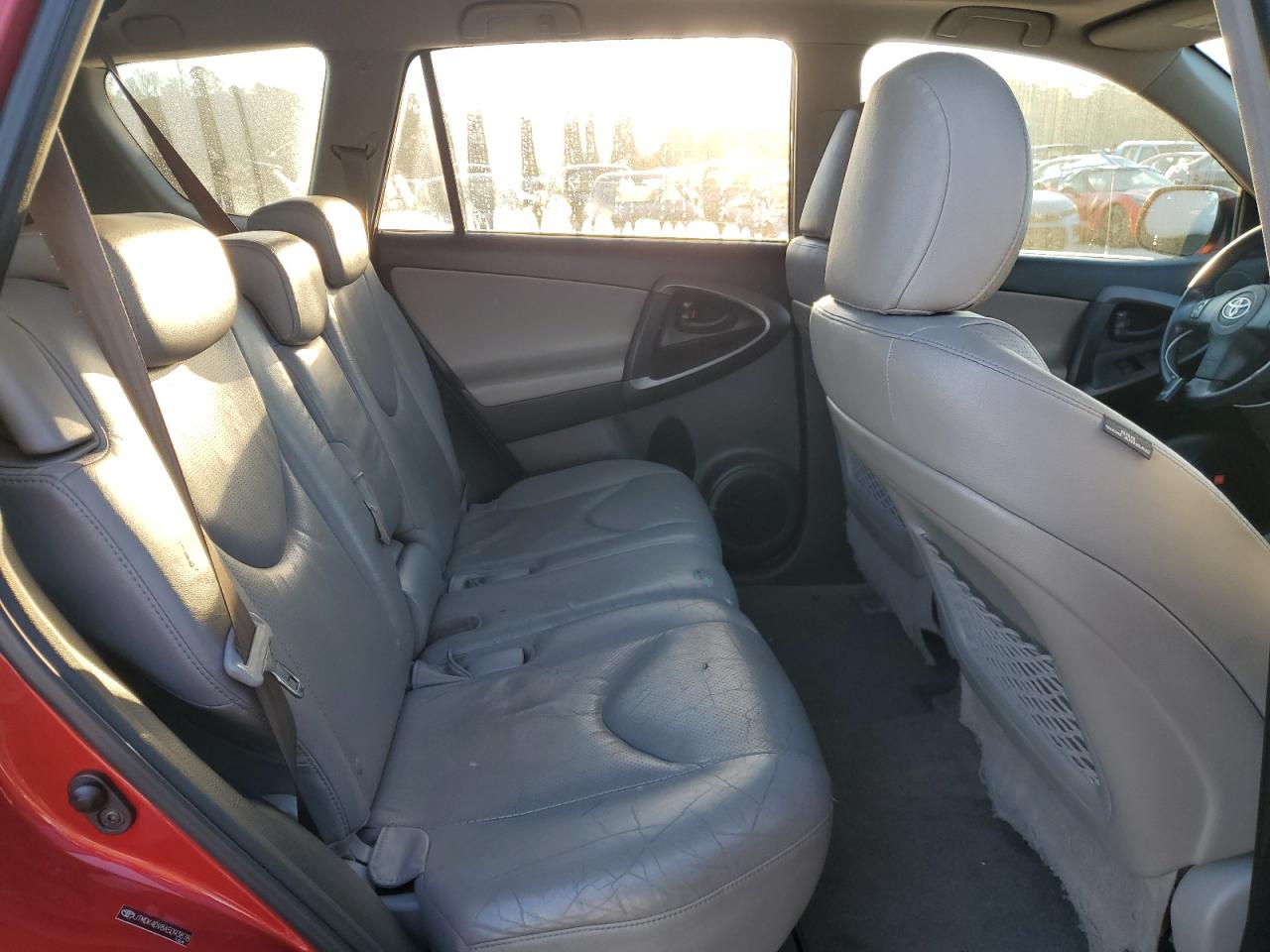 2010 Toyota RAV 4 - Image 11