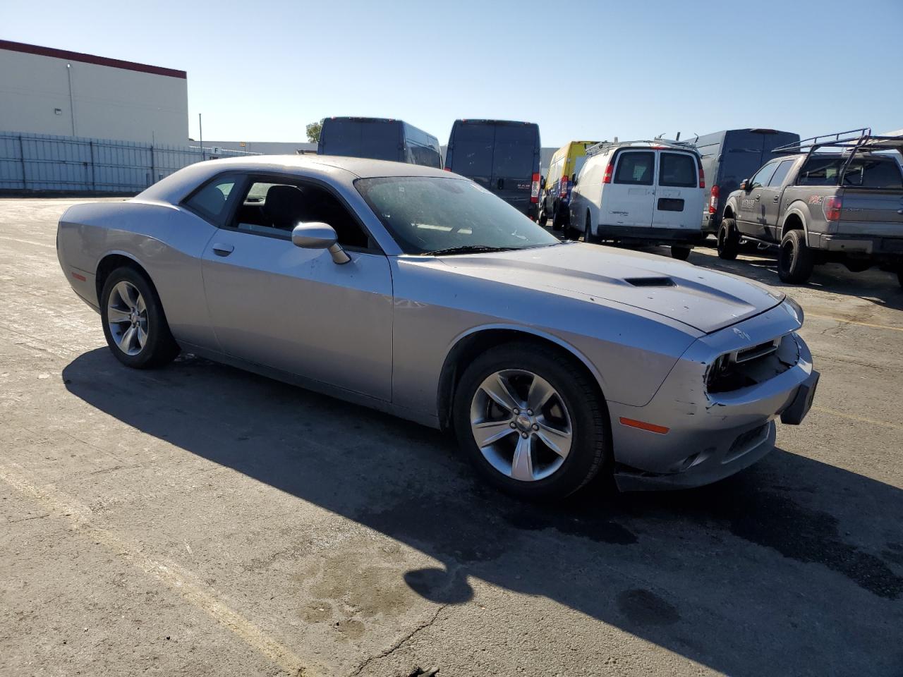 VIN 2C3CDZAG8FH714792 2015 DODGE CHALLENGER no.4