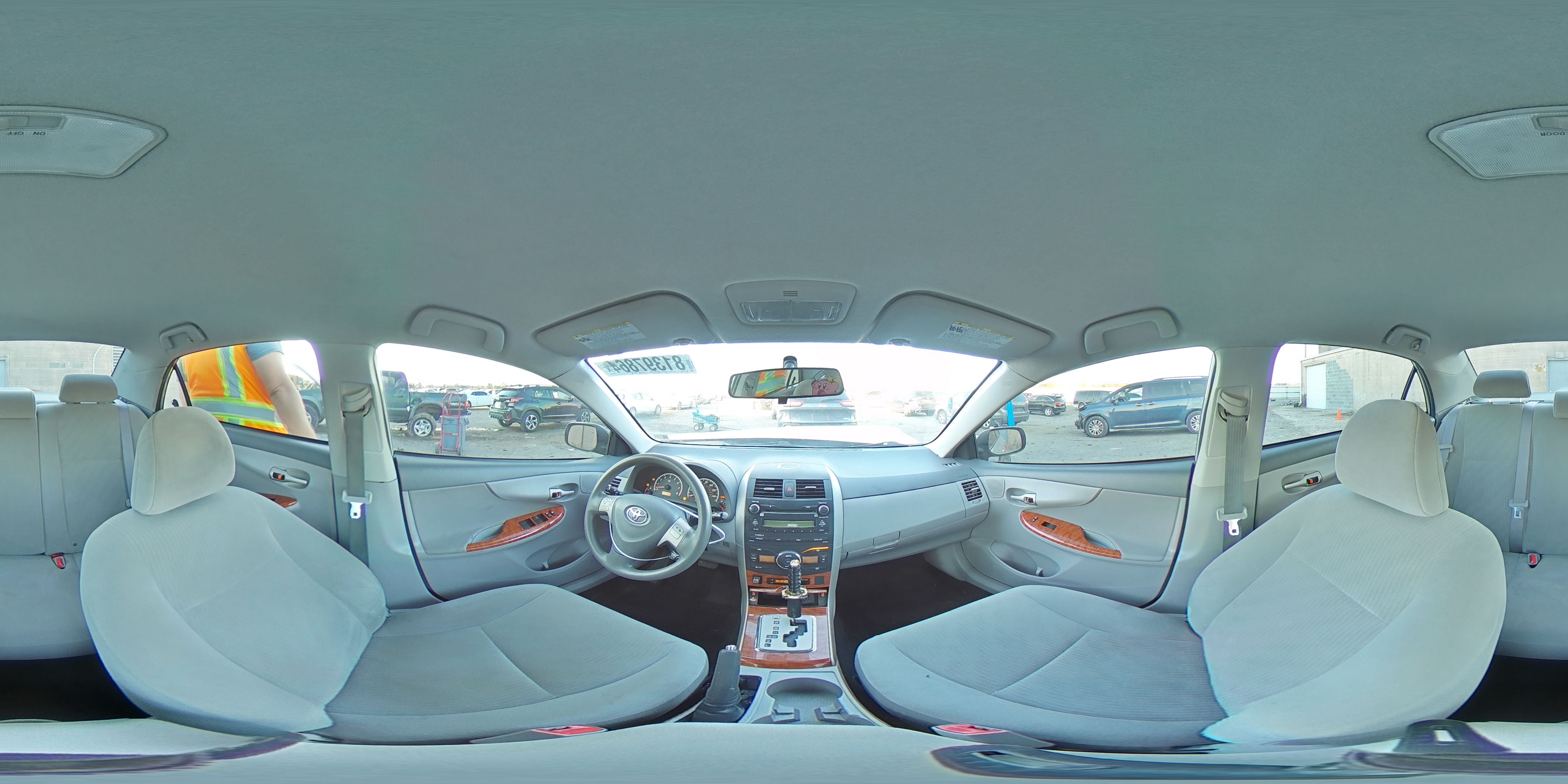2010 Toyota Corolla - Image 12