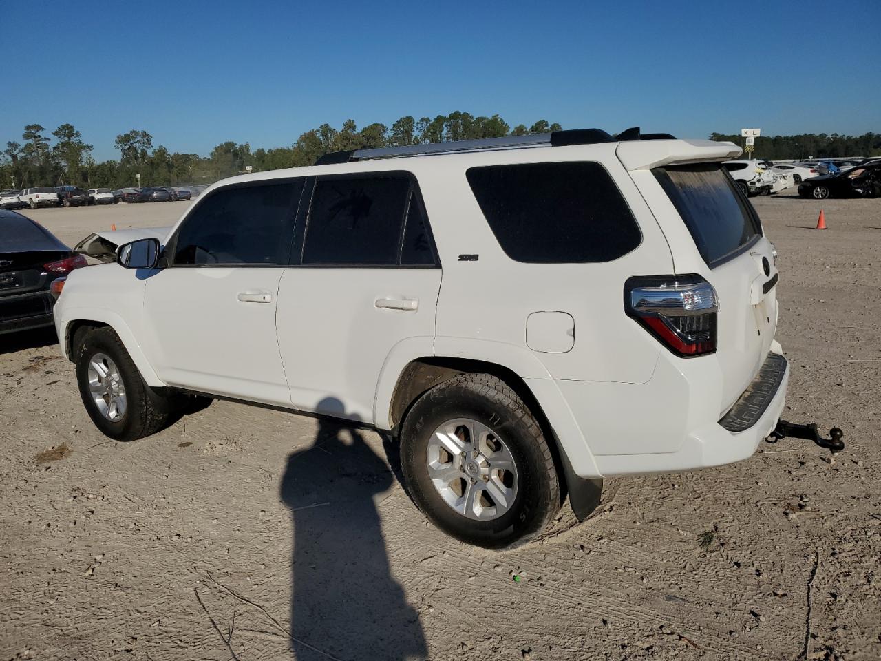 2020 Toyota 4Runner - Image 2