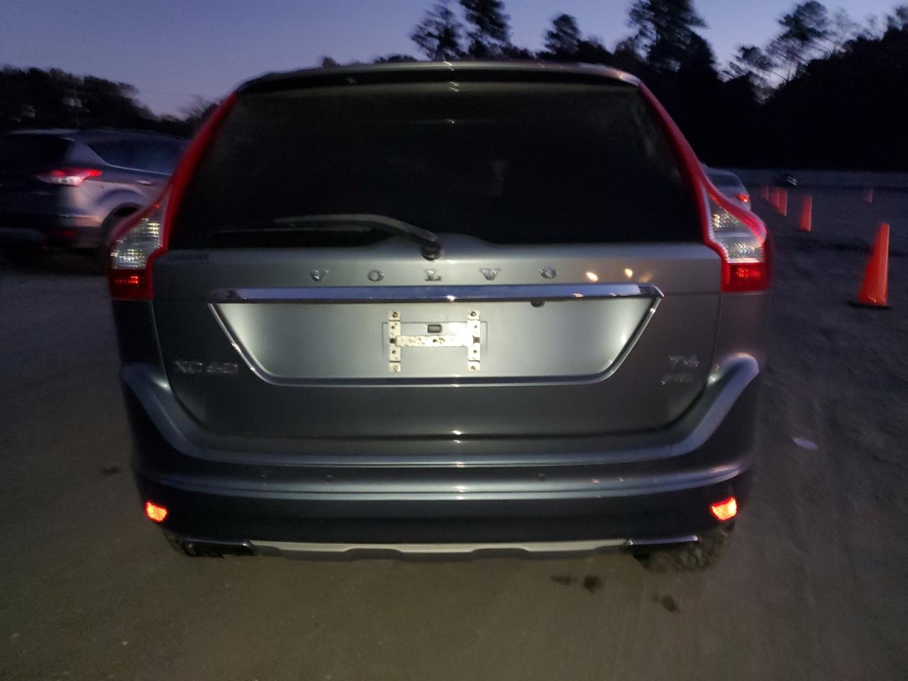 2017 Volvo Xc60 T6 Inscription VIN: YV449MRU9H2013041 Lot: 82213864