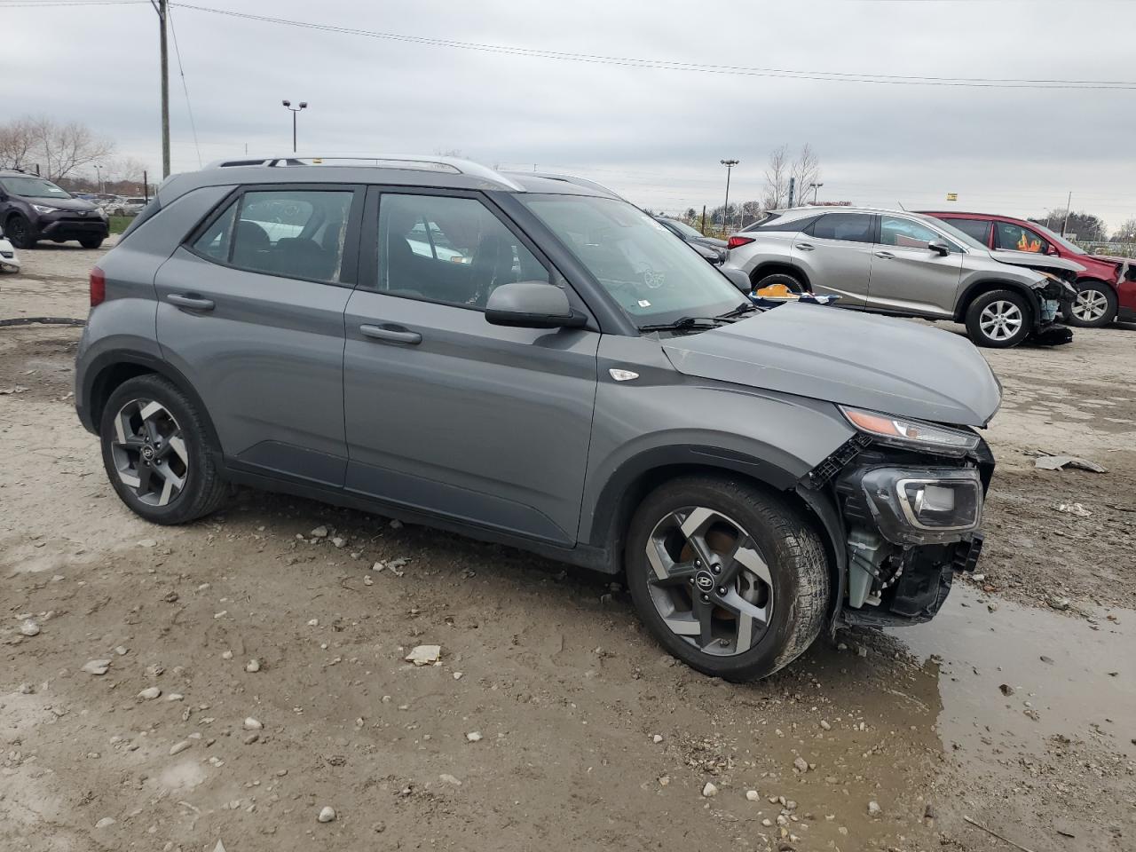 2021 Hyundai Venue - Image 4