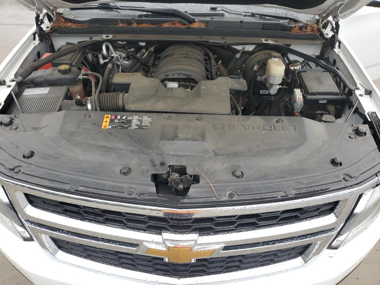 2019 Chevrolet Suburban - Image 12