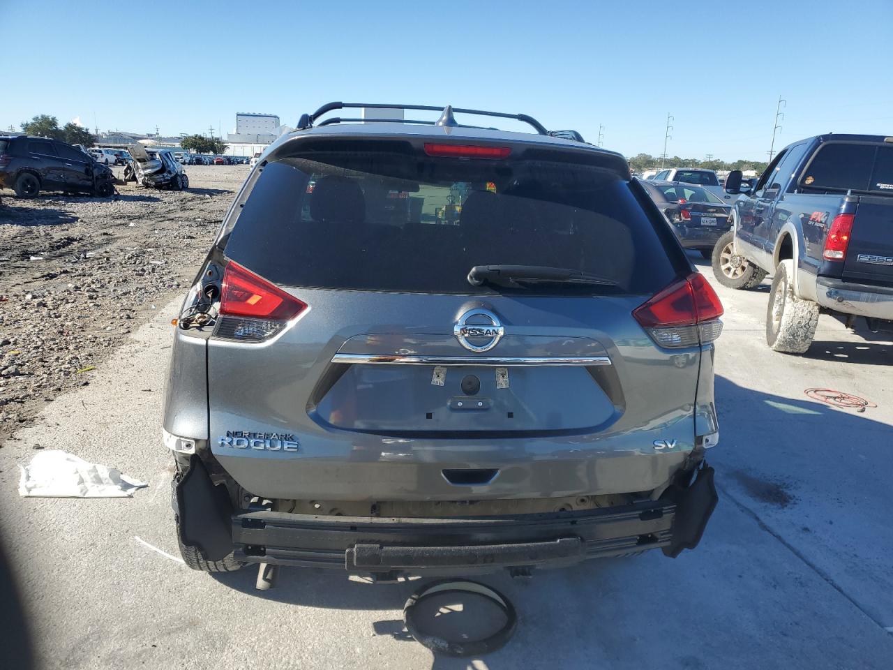 2017 Nissan Rogue - Image 6
