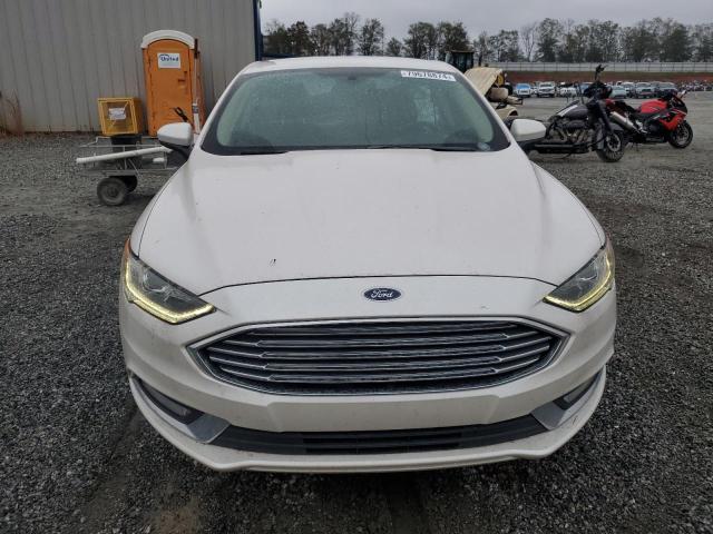  FORD FUSION 2018 Белый