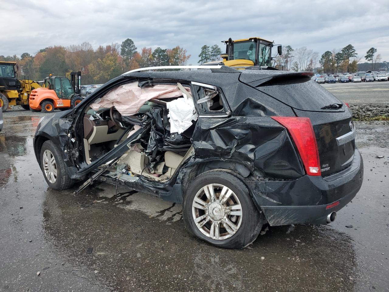 2016 Cadillac SRX - Image 2