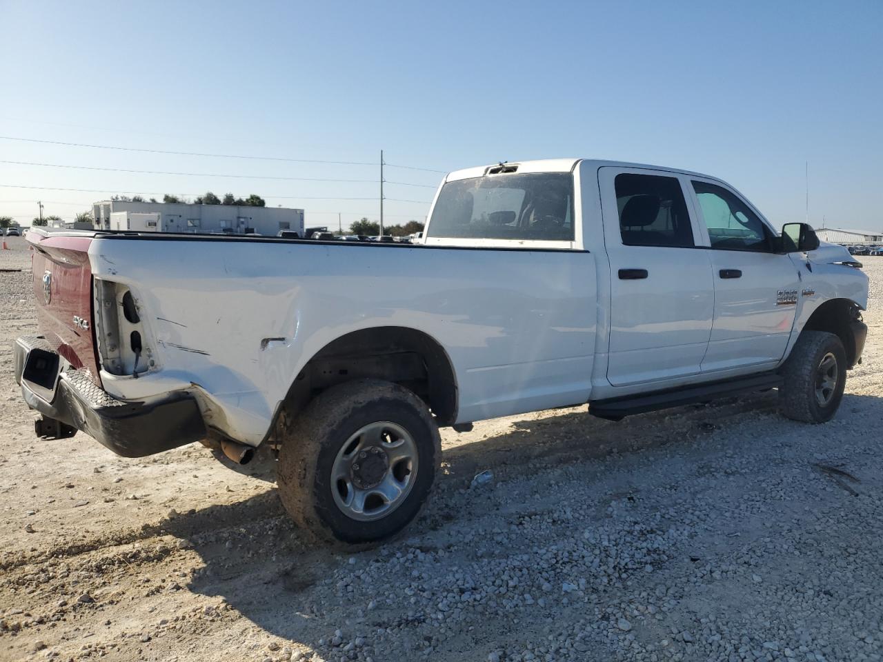 2015 RAM 2500 - Image 3