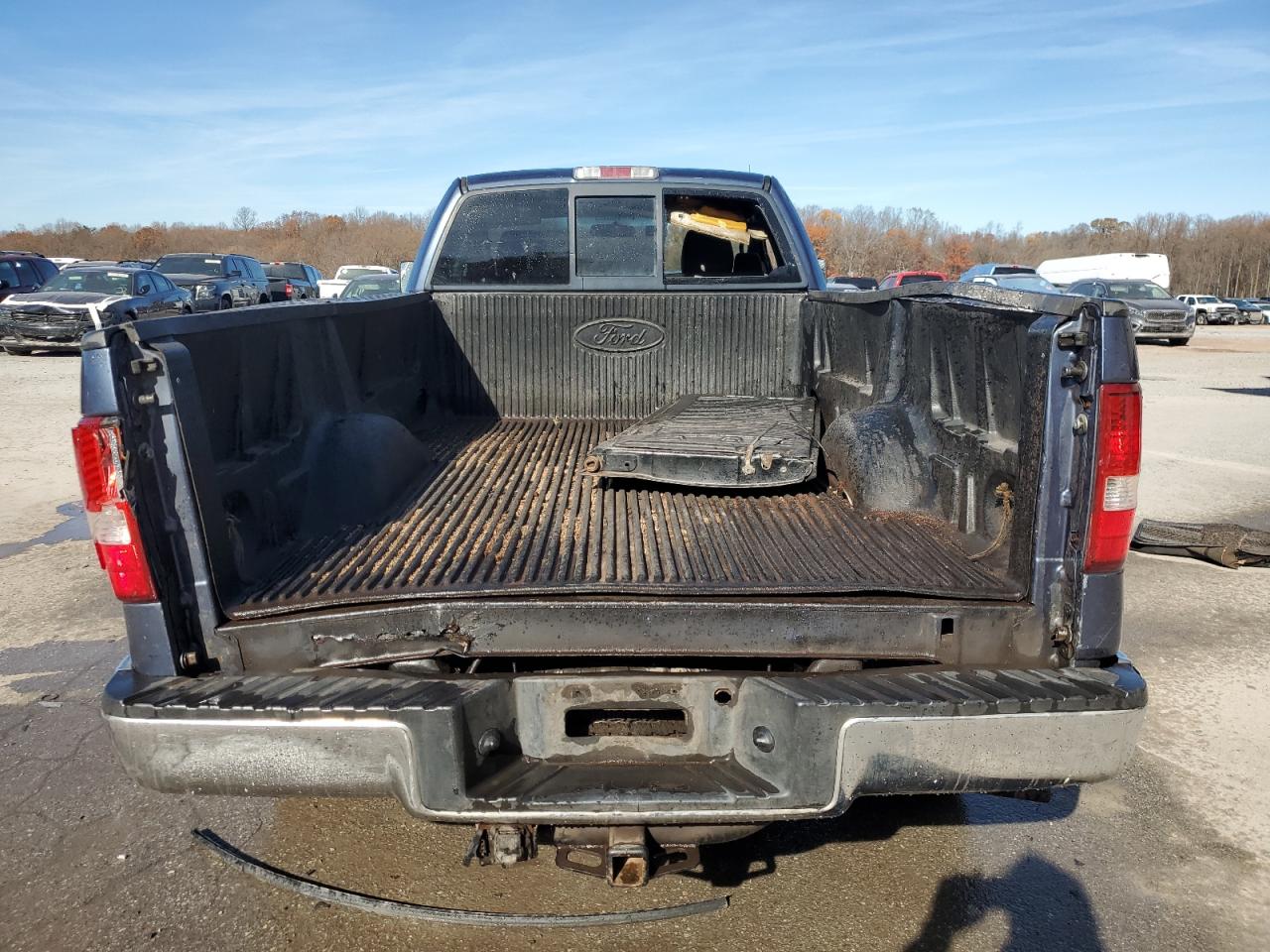 2005 Ford F-150 - Image 10