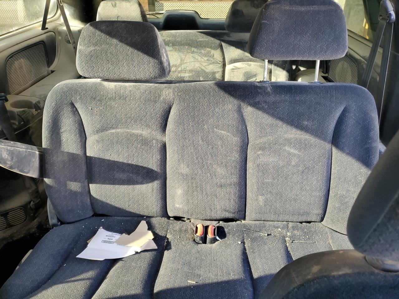 2002 Dodge Caravan - Image 10