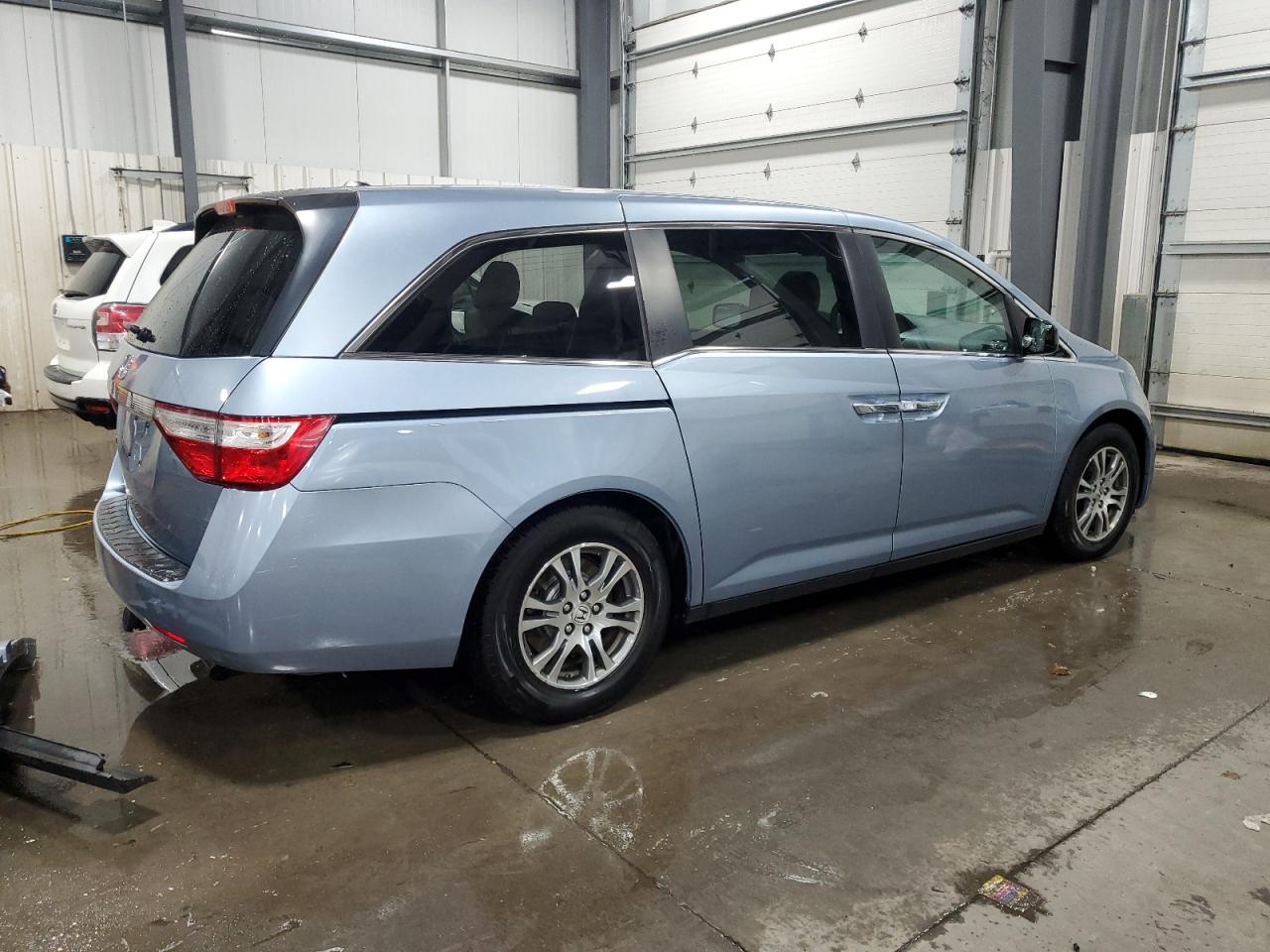 2013 Honda Odyssey - Image 3