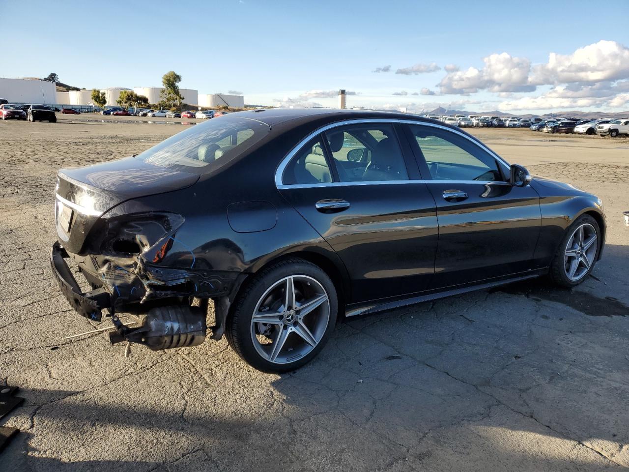 VIN 55SWF4JB5FU064169 2015 MERCEDES-BENZ C-CLASS no.3