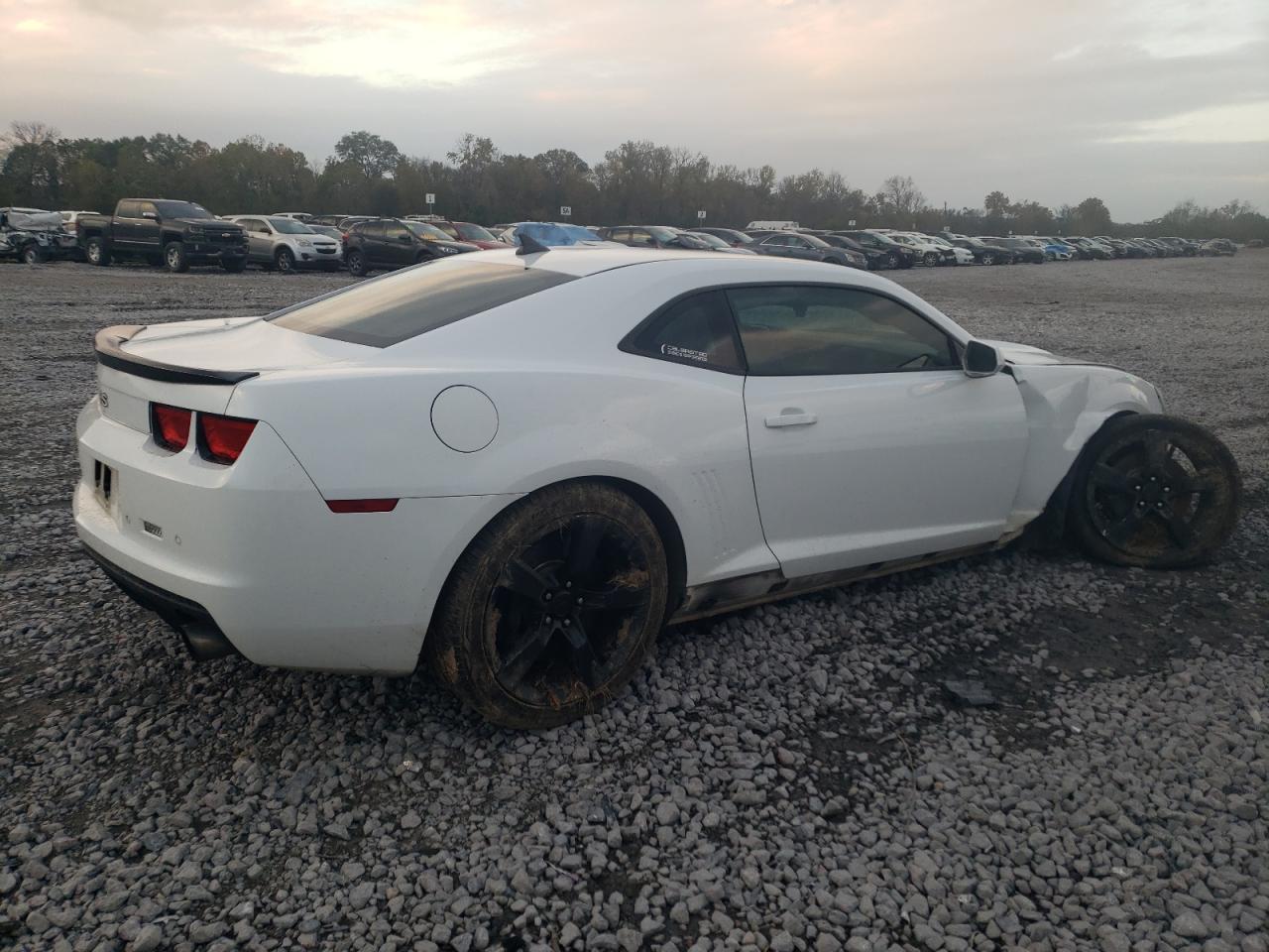 2010 Chevrolet Camaro - Image 3