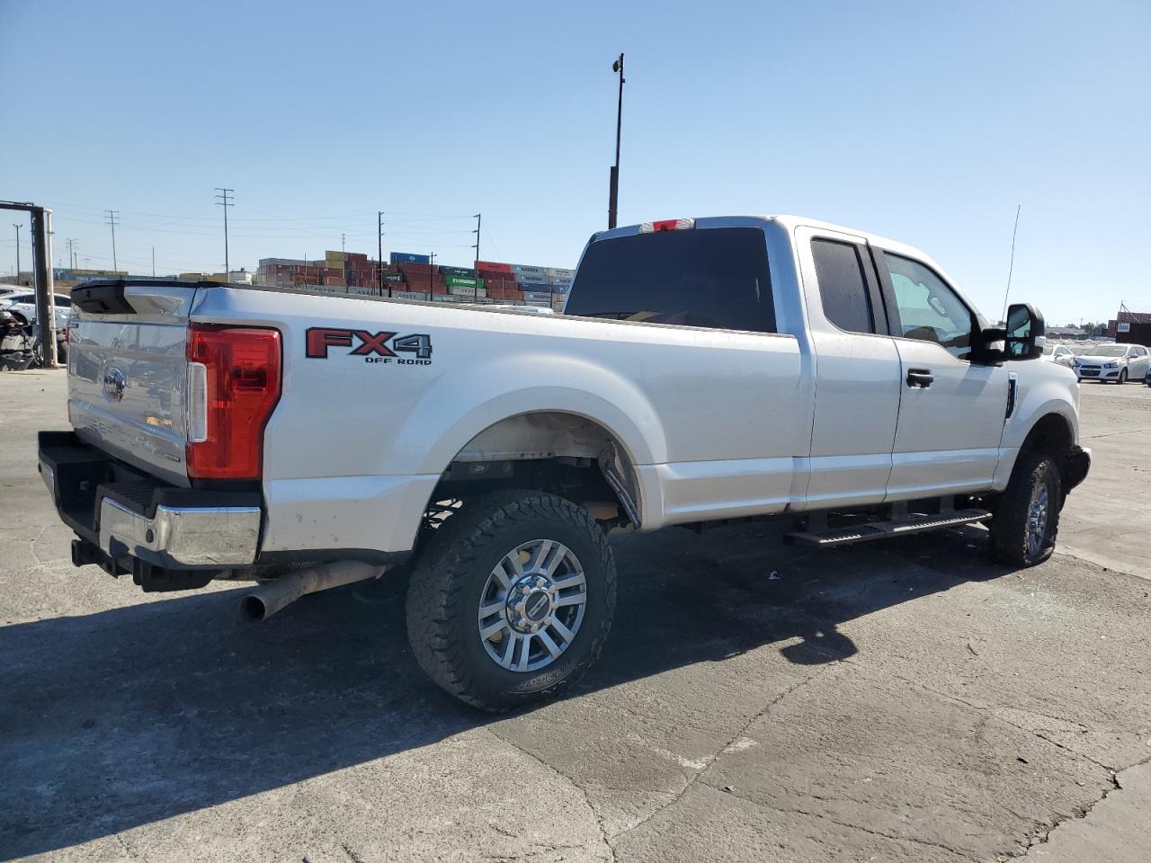 2019 Ford F250 - Image 3